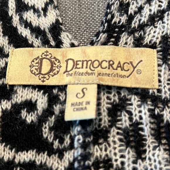 Democracy | Size S | Paisley Boho Style poncho with Arm holes | Overlap front - Picture 5 of 7